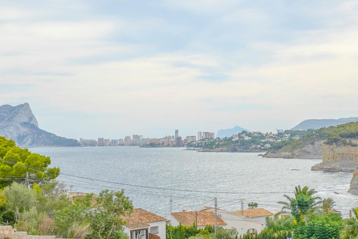 Villa in Benissa, Alicante, Spain 4 bedrooms, 383 sq.m. No. 82249
