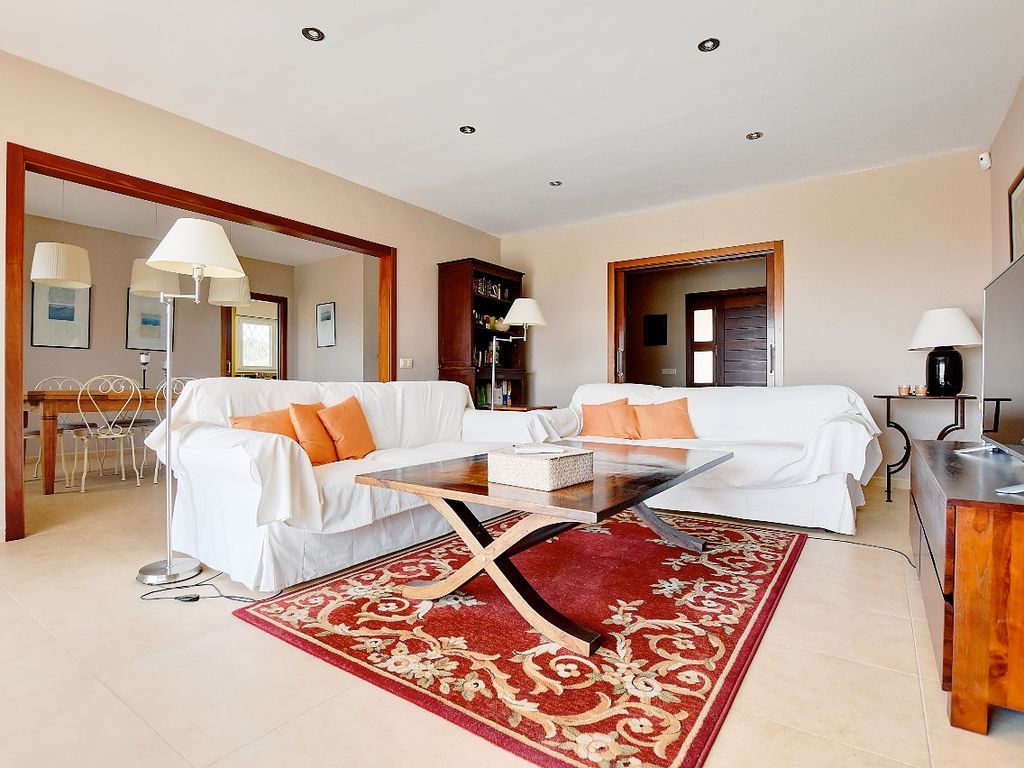 Finca a Puntiro, Mallorca, Spagna 3 camere da letto, 368 mq. N° 111942