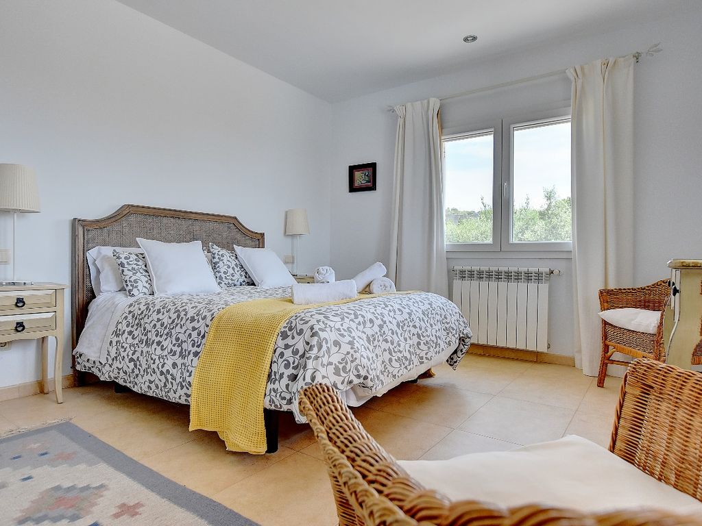 Finca a Puntiro, Mallorca, Spagna 3 camere da letto, 368 mq. N° 111942