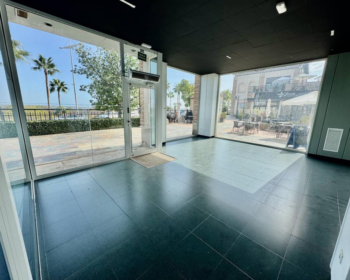 Commercial property in Algorfa, Alicante, Spain 245 sq.m. No. 112938