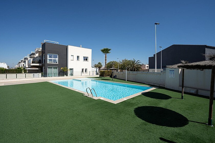 Bungalow in Torrevieja, Alicante, Spain 3 bedrooms, 81 sq.m. No. 103373