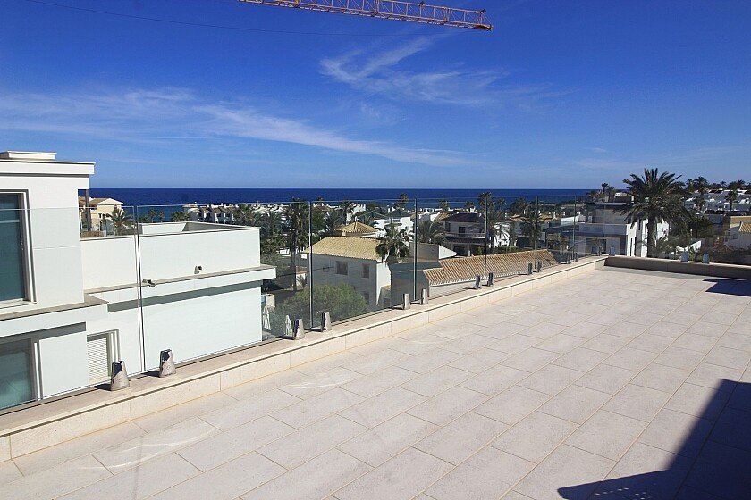 Villa a La Zenia, Alicante, Spagna 5 camere da letto, 306 mq. N° 103370