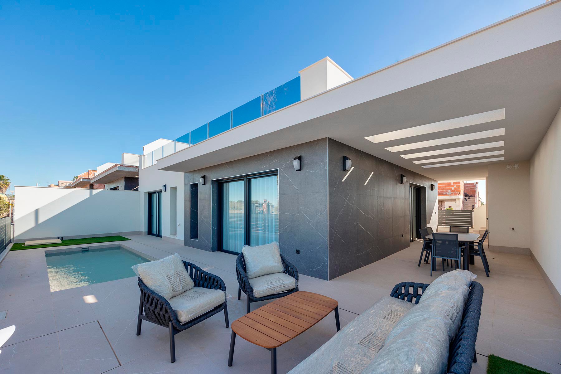 Villa i Torrevieja, Alicante, Spanien 3 sovrum, 142 kvm. Nr. 112324