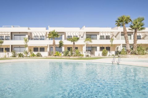 Bungalow en Torrevieja, Alicante, España 2 dormitorios, 106 m2 No. 111471