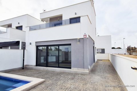 Villa in La Zenia, Alicante, Spain 3 bedrooms, 97 sq.m. No. 9419