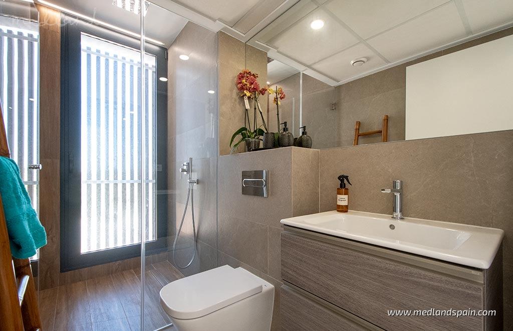 Villa in Campoamor, Alicante, Spain 4 bedrooms, 196 sq.m. No. 9384