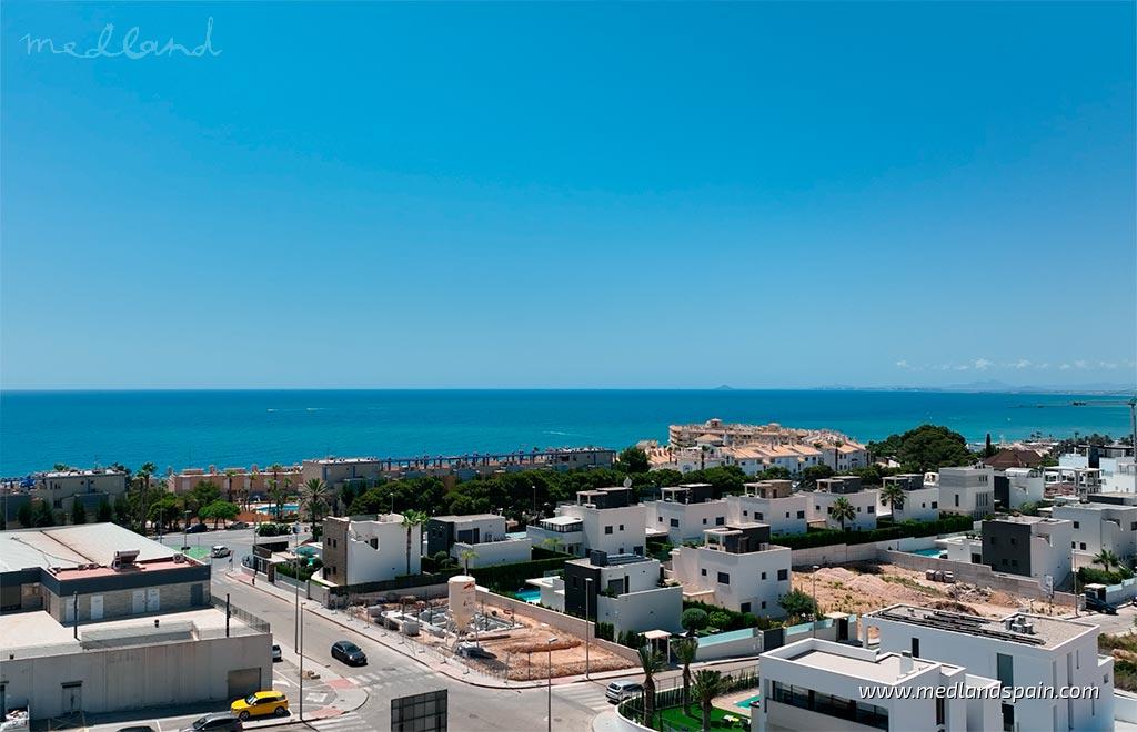 Villa in Campoamor, Alicante, Spain 4 bedrooms, 196 sq.m. No. 9384