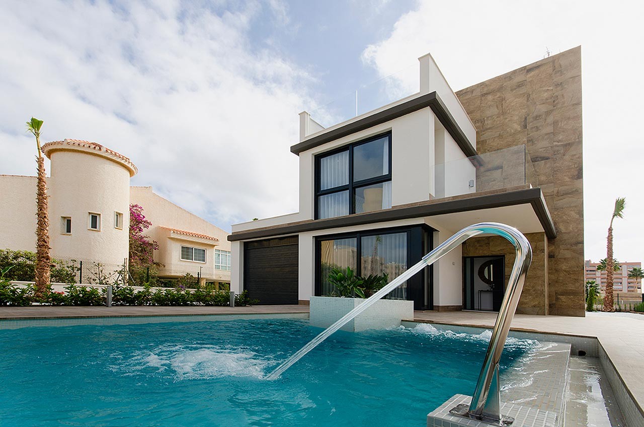 Villa à Orihuela, Alicante, Espagne 3 chambres, 150 m2 No. 112066