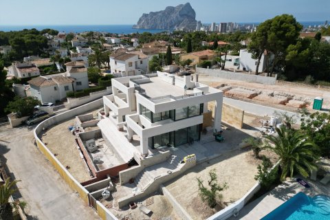 Villa i Benissa, Alicante, Spanien 4 sovrum, 615 kvm. Nr. 95599