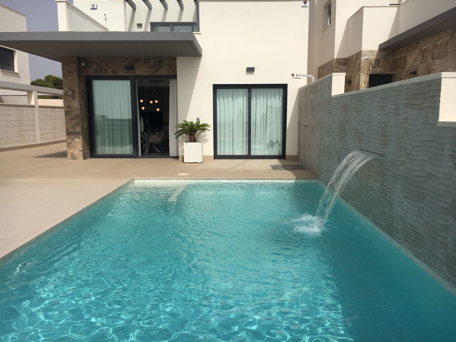 Talo San Miguel de Salinas, Alicante, Espanja 3 makuuhuonetta, 144 m2 No. 95606