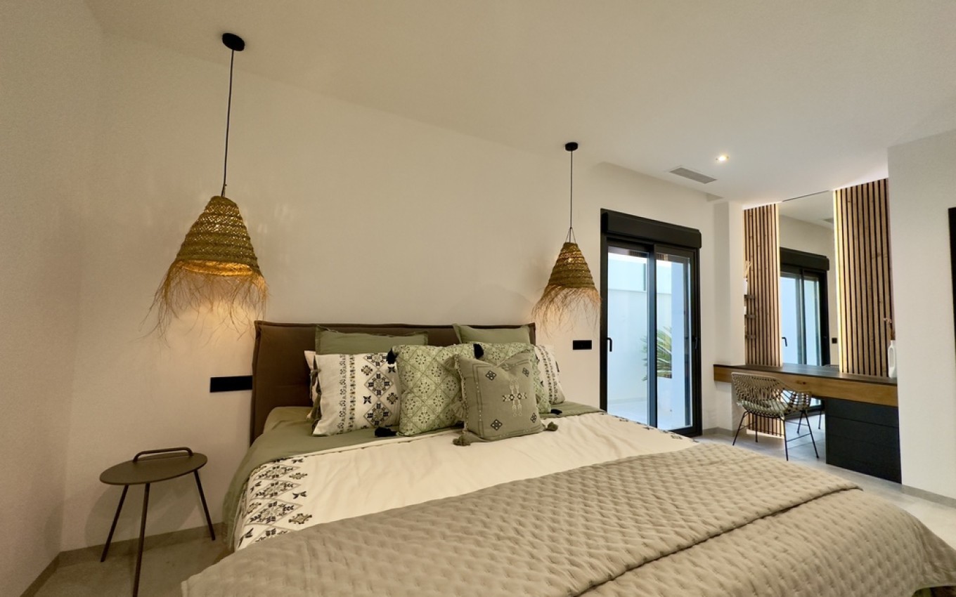 Bungalowi Alicante, Espanja 4 makuuhuonetta, 80 m2 No. 112073