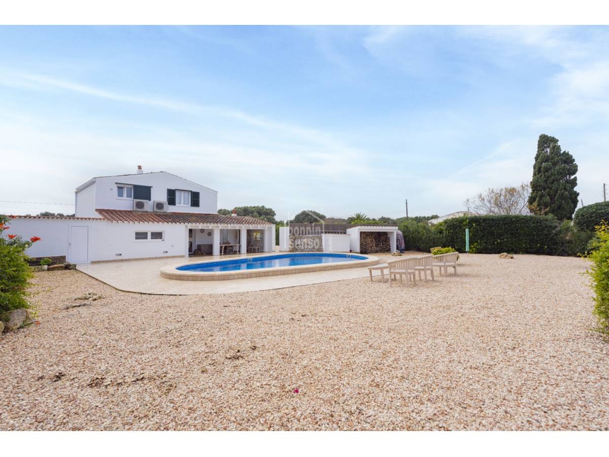 Villa a Sant Lluis, Menorca, Spagna 3 camere da letto, 193 mq. N° 110873