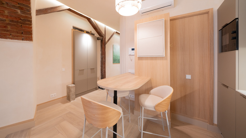 Apartamento en Madrid, España 2 dormitorios, 80 m2 No. 113546