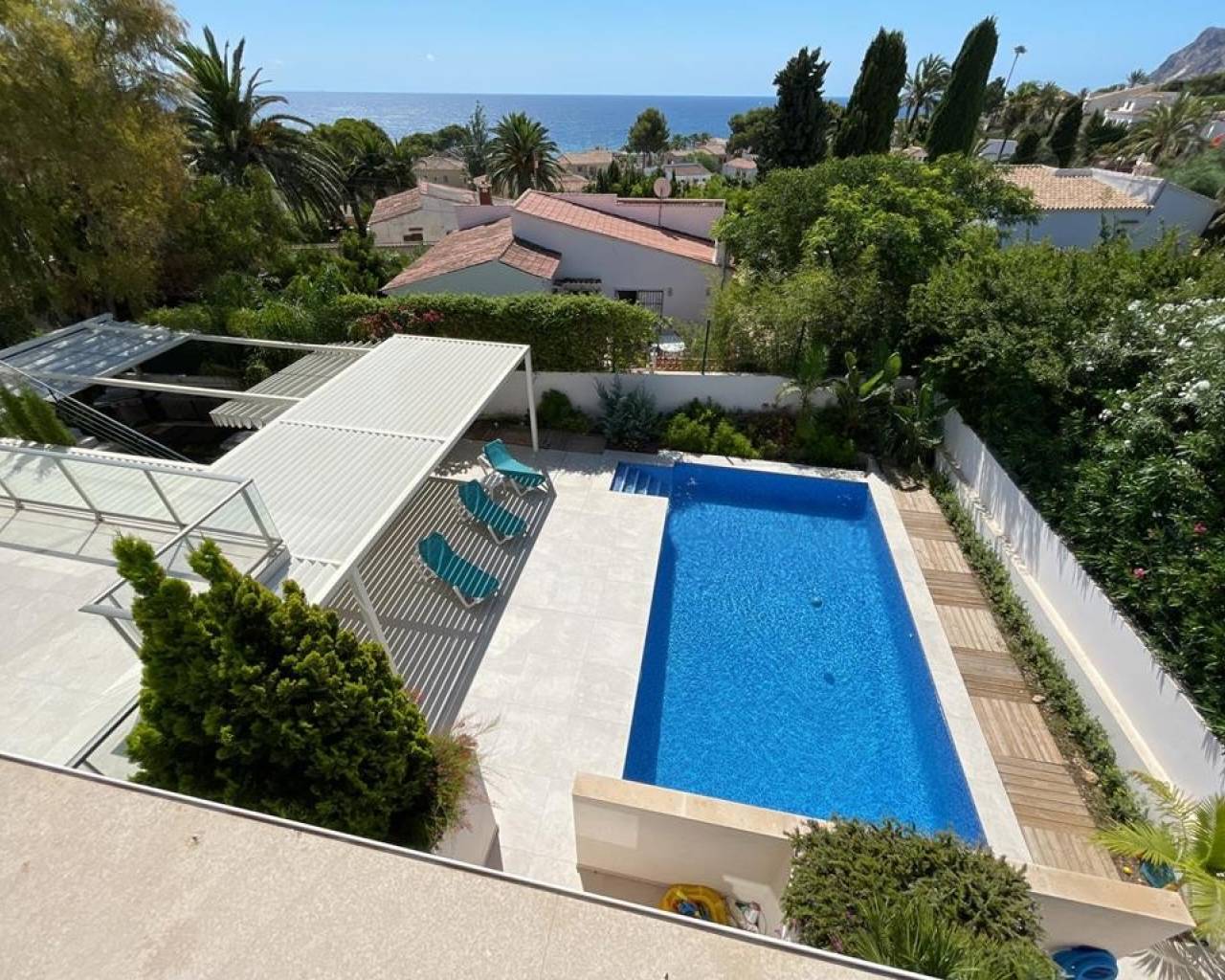 Villa i Calpe, Alicante, Spanien 5 sovrum, 362 kvm. Nr. 88947