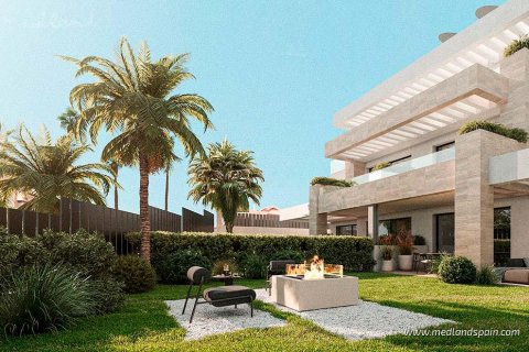 Apartment à Estepona, Malaga, Espagne 2 chambres, 91 m2 No. 108522