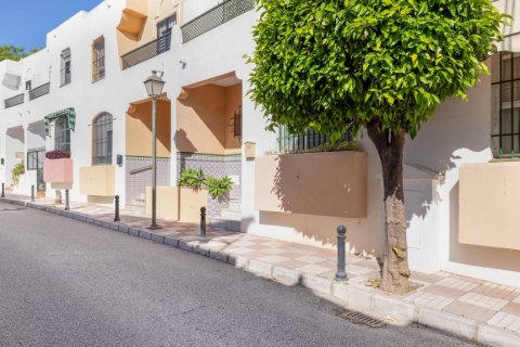 Casa adosada en Marbella, Málaga, España 3 dormitorios, 110.53 m2 No. 107638