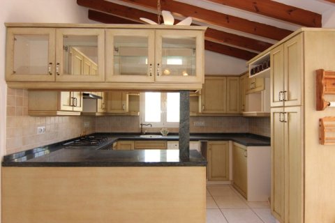 Villa in Moraira, Alicante, Spain 4 bedrooms, 370 sq.m. No. 113057