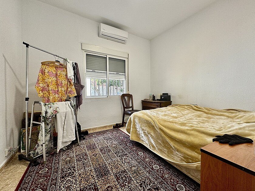 Villa in Alicante, Spanien 6 Schlafzimmer, 270 m2 Nr. 103341