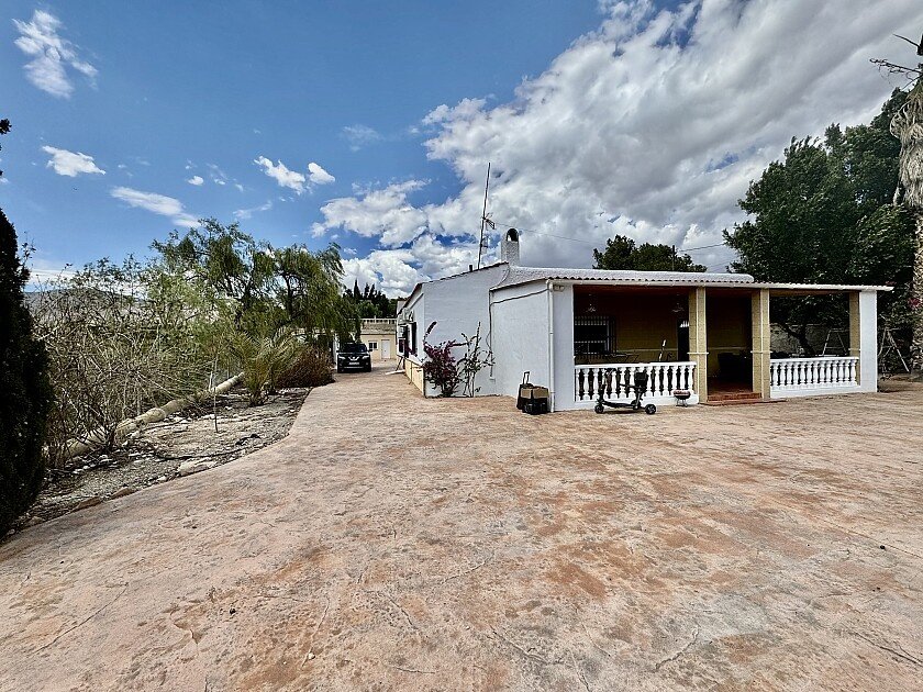 Villa in Alicante, Spanien 6 Schlafzimmer, 270 m2 Nr. 103341