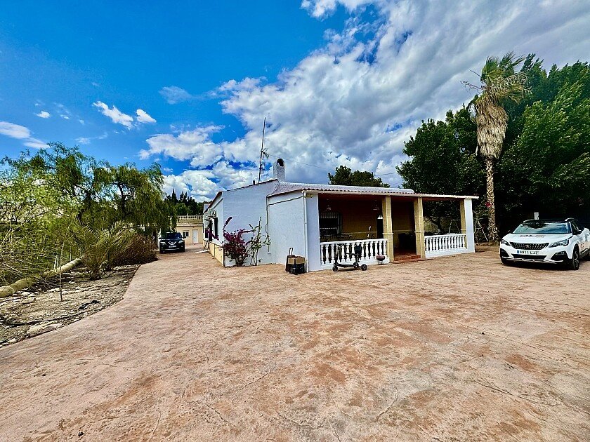 Villa in Alicante, Spanien 6 Schlafzimmer, 270 m2 Nr. 103341