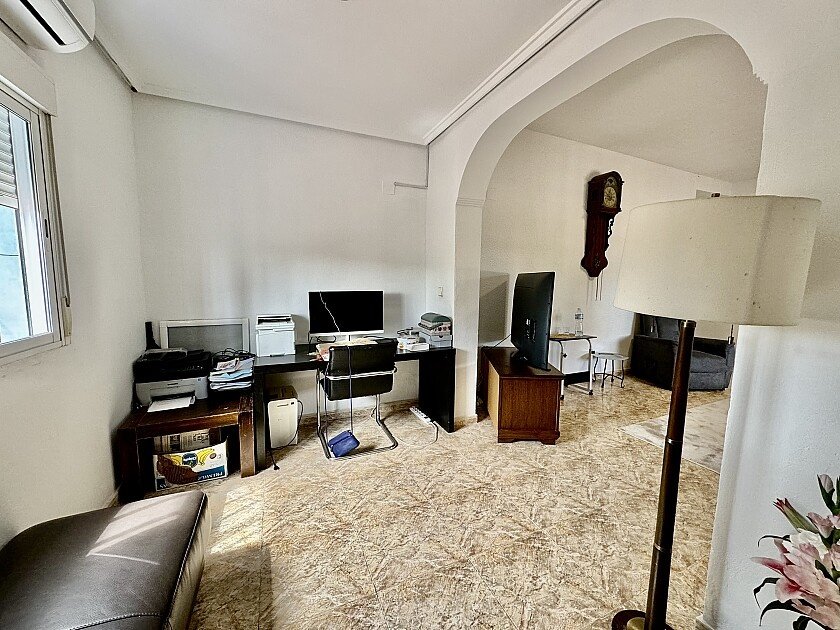 Villa in Alicante, Spanien 6 Schlafzimmer, 270 m2 Nr. 103341