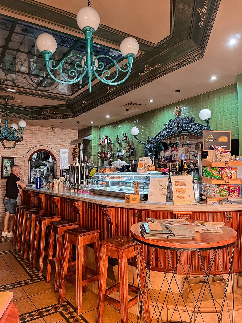 Propiedad comercial en Villajoyosa, Alicante, España No. 95230