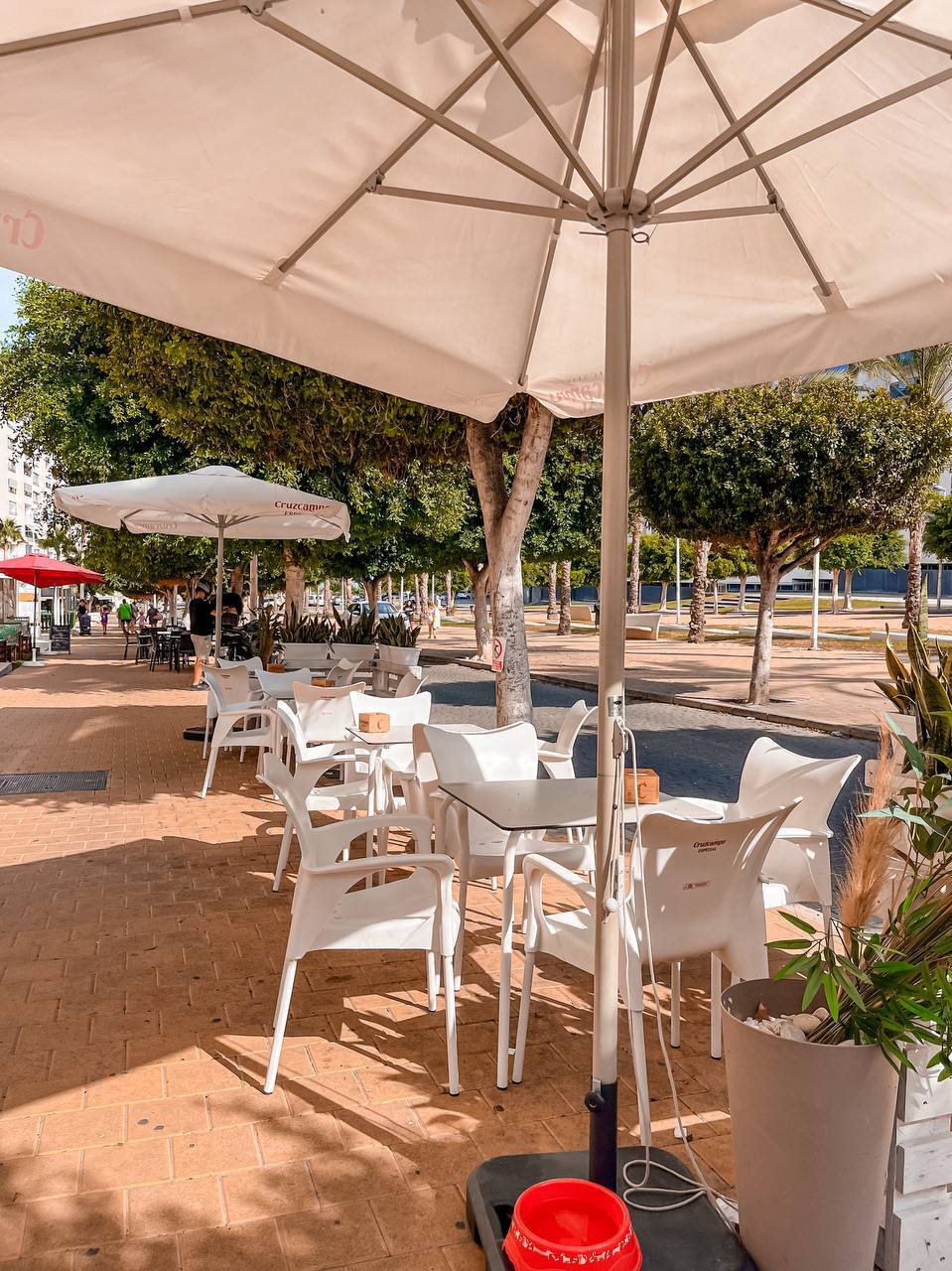 Propiedad comercial en Villajoyosa, Alicante, España No. 95230