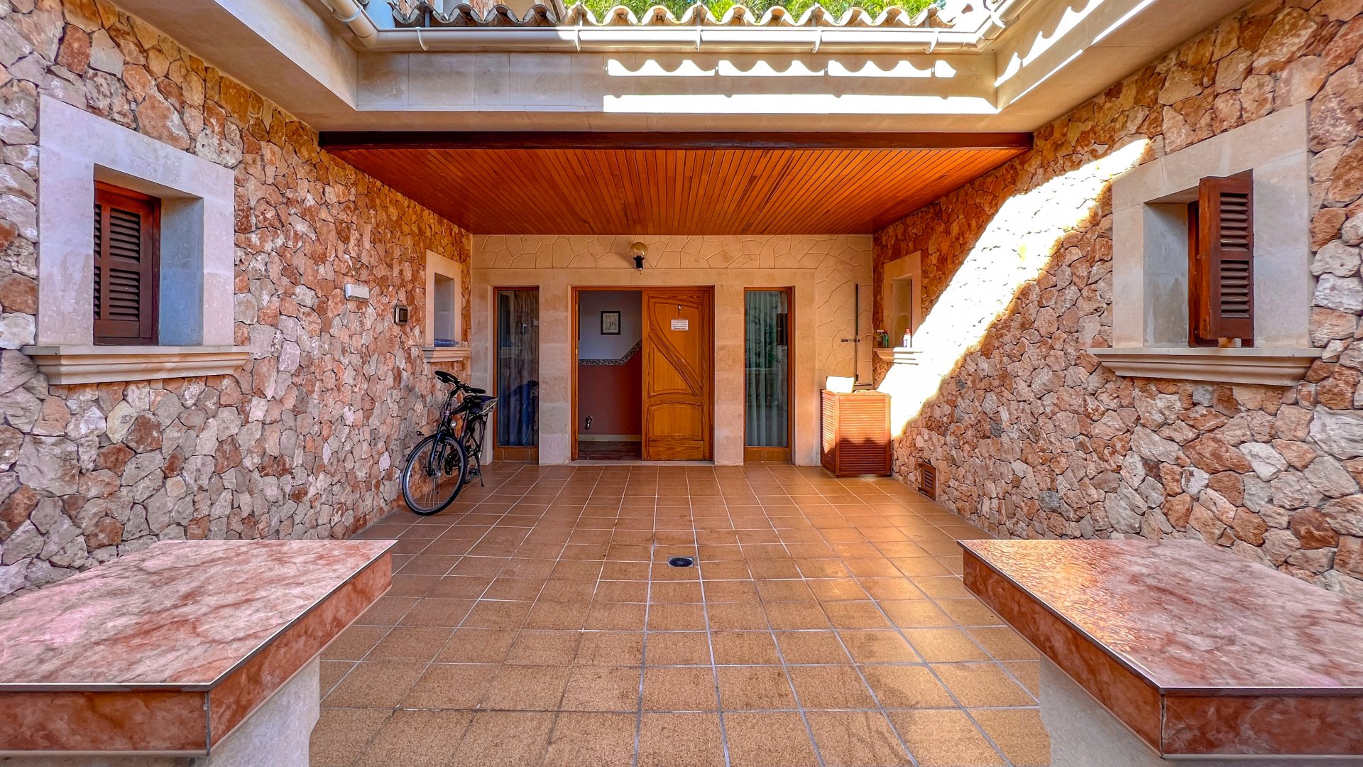 Villa a Palma de Majorca, Mallorca, Spagna 4 camere da letto, 506 mq. N° 111879