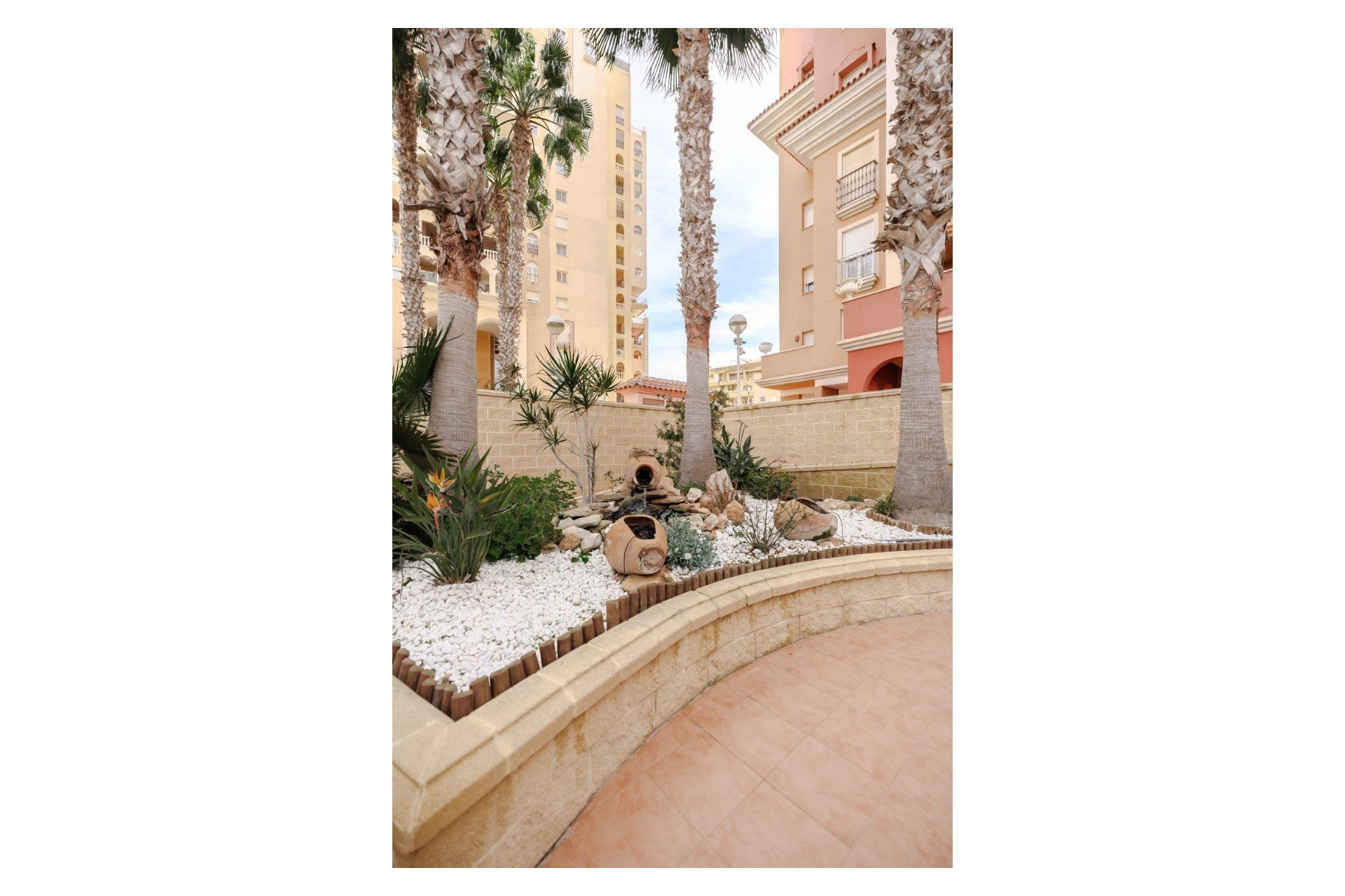 Lägenhet i Torrevieja, Alicante, Spanien 2 sovrum, 65 kvm. Nr. 117465