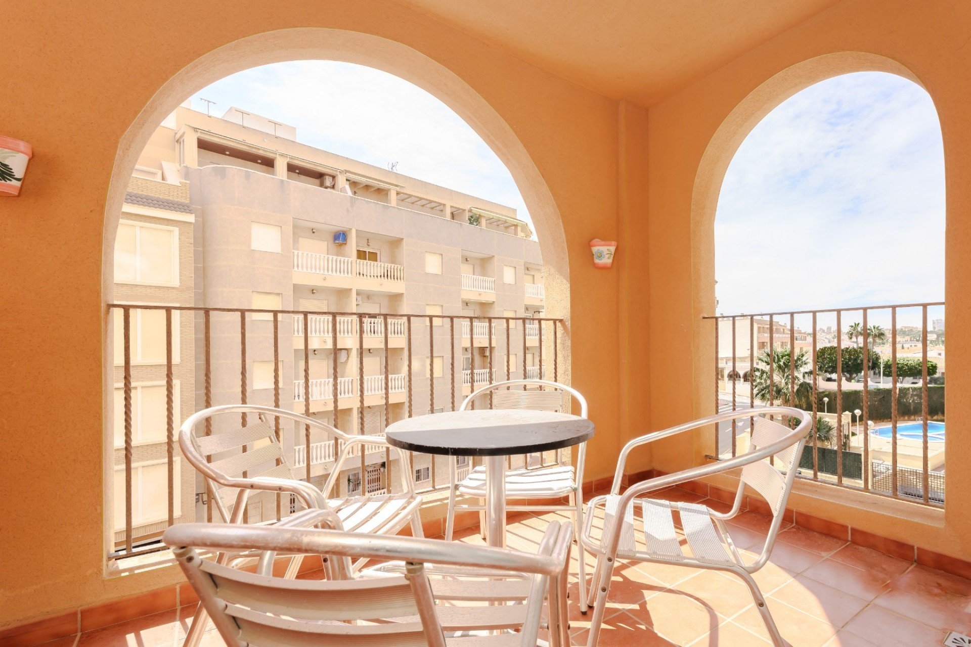 Lägenhet i Torrevieja, Alicante, Spanien 2 sovrum, 65 kvm. Nr. 117465