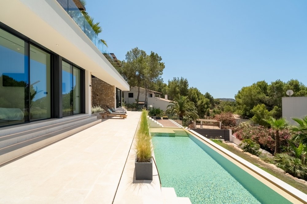Villa en El Camp De Mar, Mallorca, España 4 dormitorios, 450 m2 No. 109937