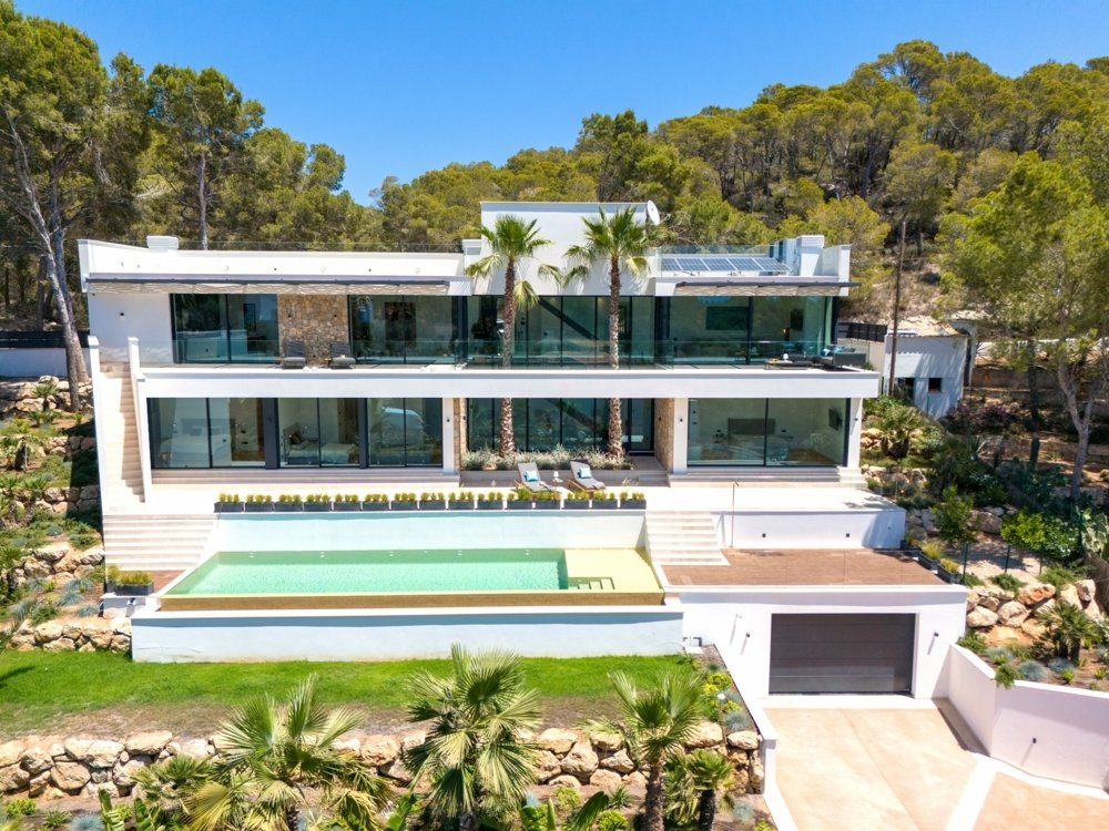 Villa en El Camp De Mar, Mallorca, España 4 dormitorios, 450 m2 No. 109937
