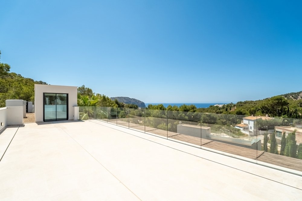 Villa en El Camp De Mar, Mallorca, España 4 dormitorios, 450 m2 No. 109937