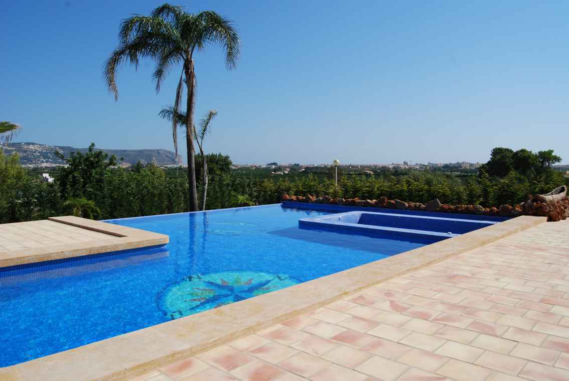 Villa a Javea, Alicante, Spagna 3 camere da letto, 266 mq. N° 115658