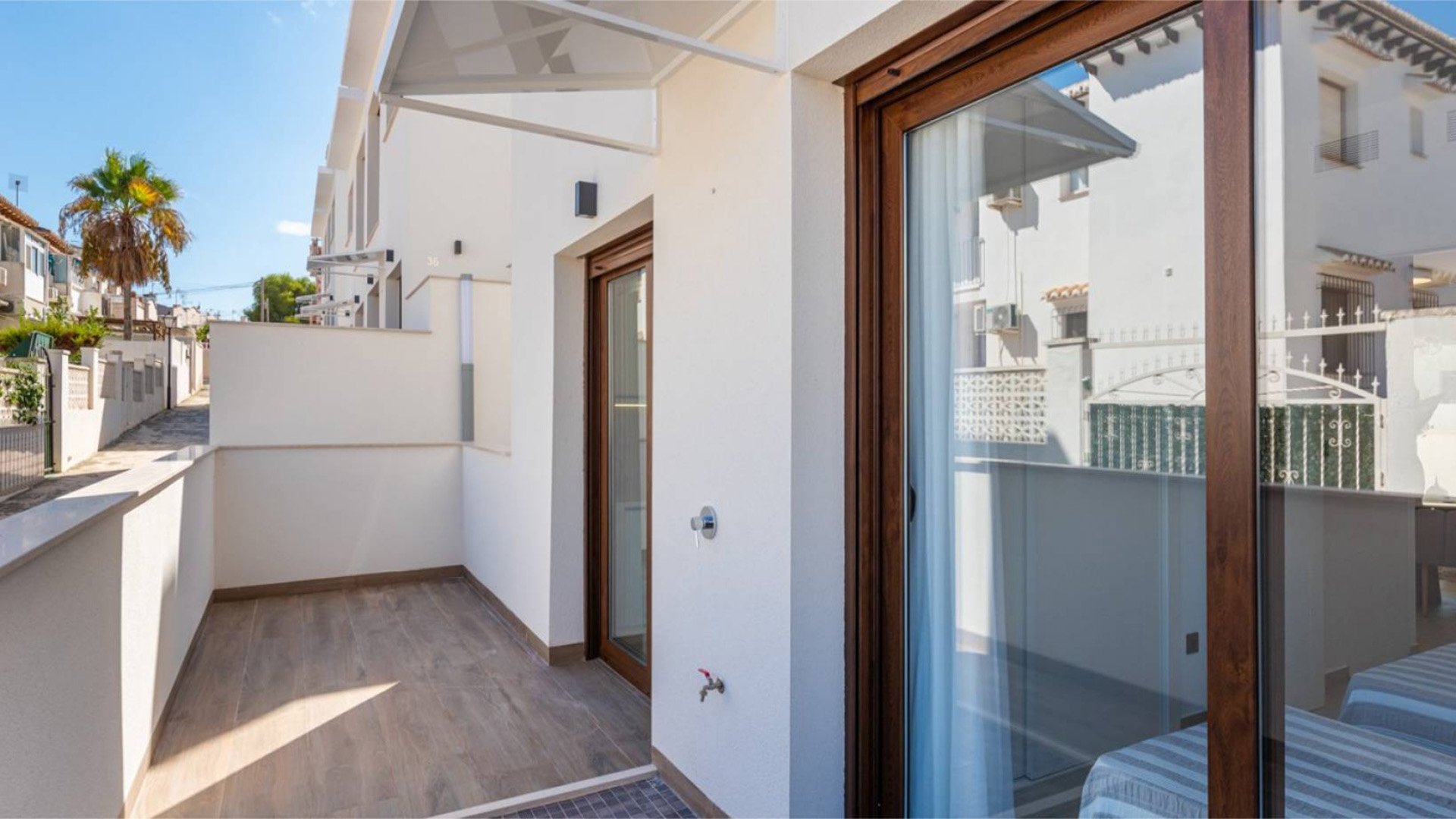 Bungalowi Balcones de VIVI, Torrevieja, Alicante, Espanja 3 makuuhuonetta, 70.71 m2 No. 89796