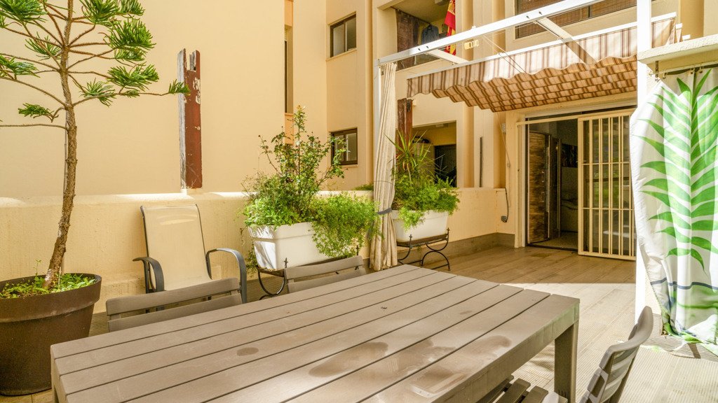 Apartamento en Estepona, Málaga, España 2 dormitorios, 60.62 m2 No. 117299