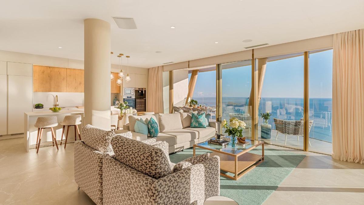 Appartamento a Benidorm, Alicante, Spagna 8 camere da letto, 565 mq. N° 100651