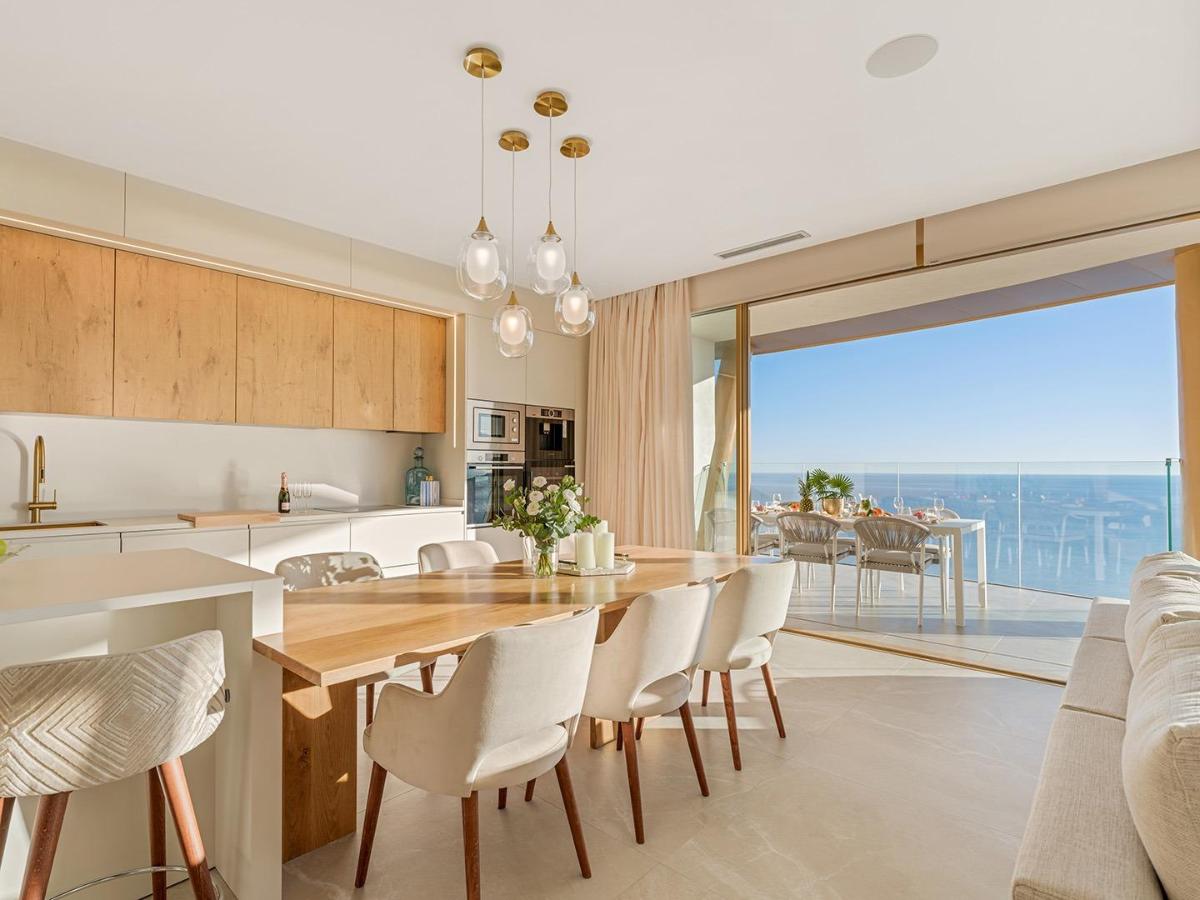 Appartamento a Benidorm, Alicante, Spagna 8 camere da letto, 565 mq. N° 100651