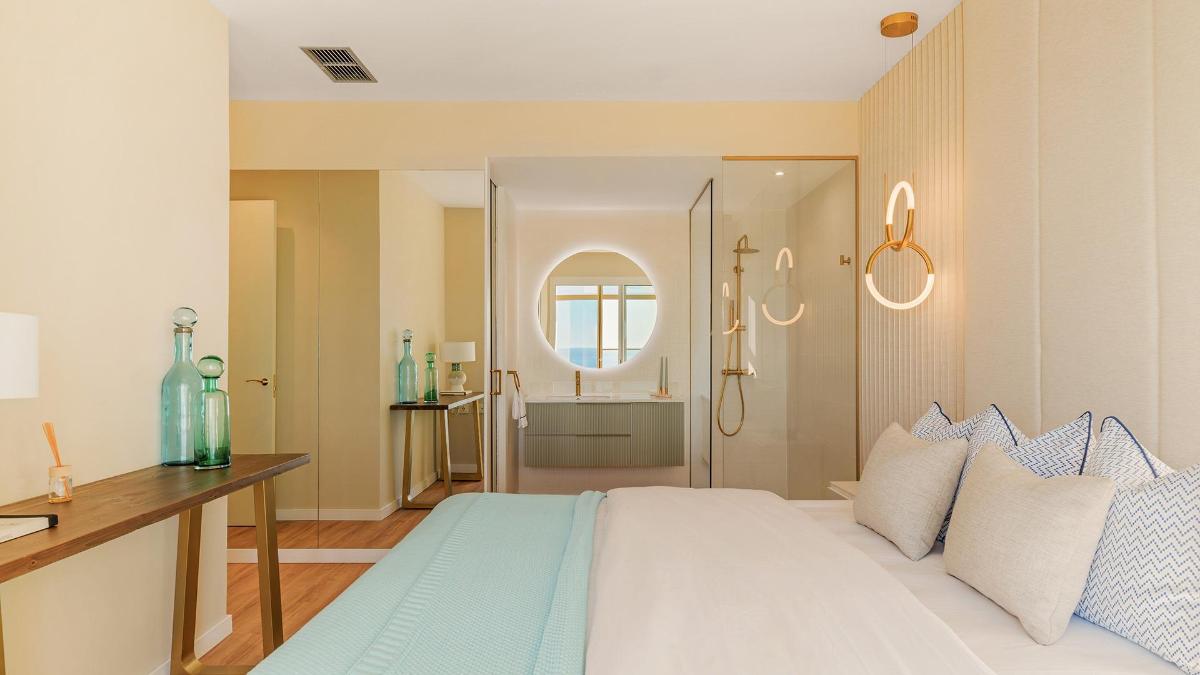 Appartamento a Benidorm, Alicante, Spagna 8 camere da letto, 565 mq. N° 100651