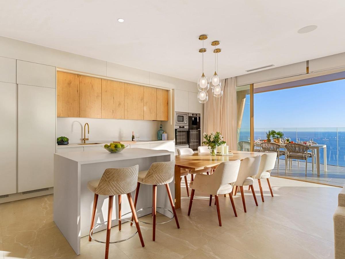 Appartamento a Benidorm, Alicante, Spagna 8 camere da letto, 565 mq. N° 100651