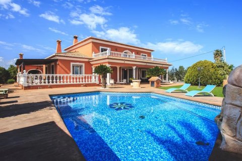 Willa w Denia, Alicante, Hiszpania 4 sypialnie, 442 mkw. nr 100655