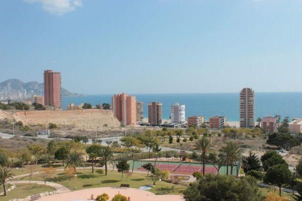 Apartment à Benidorm, Alicante, Espagne 3 chambres, 150 m2 No. 95714