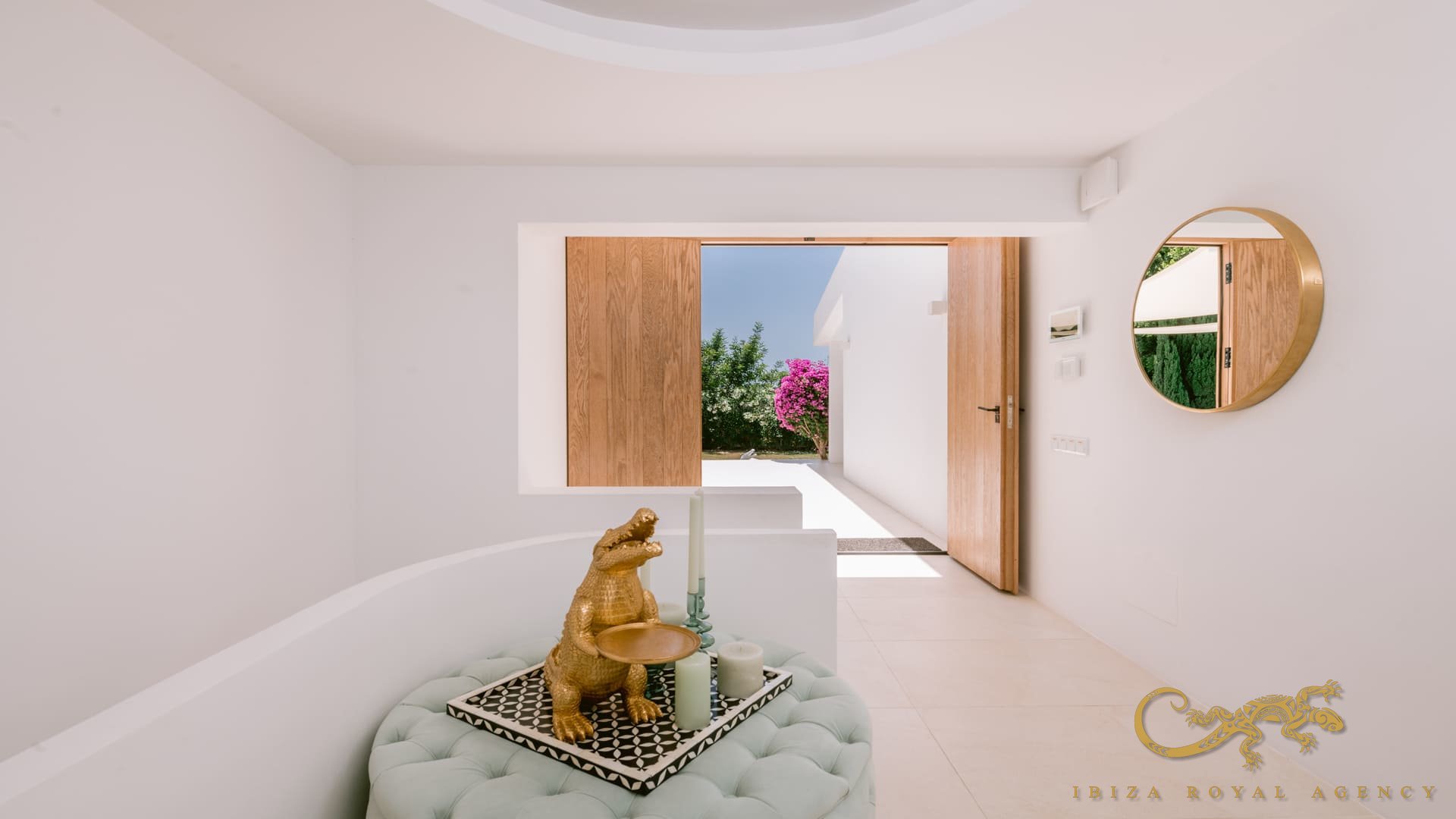 Villa en Jesus, Ibiza, España 5 dormitorios, 450 m2 No. 130012