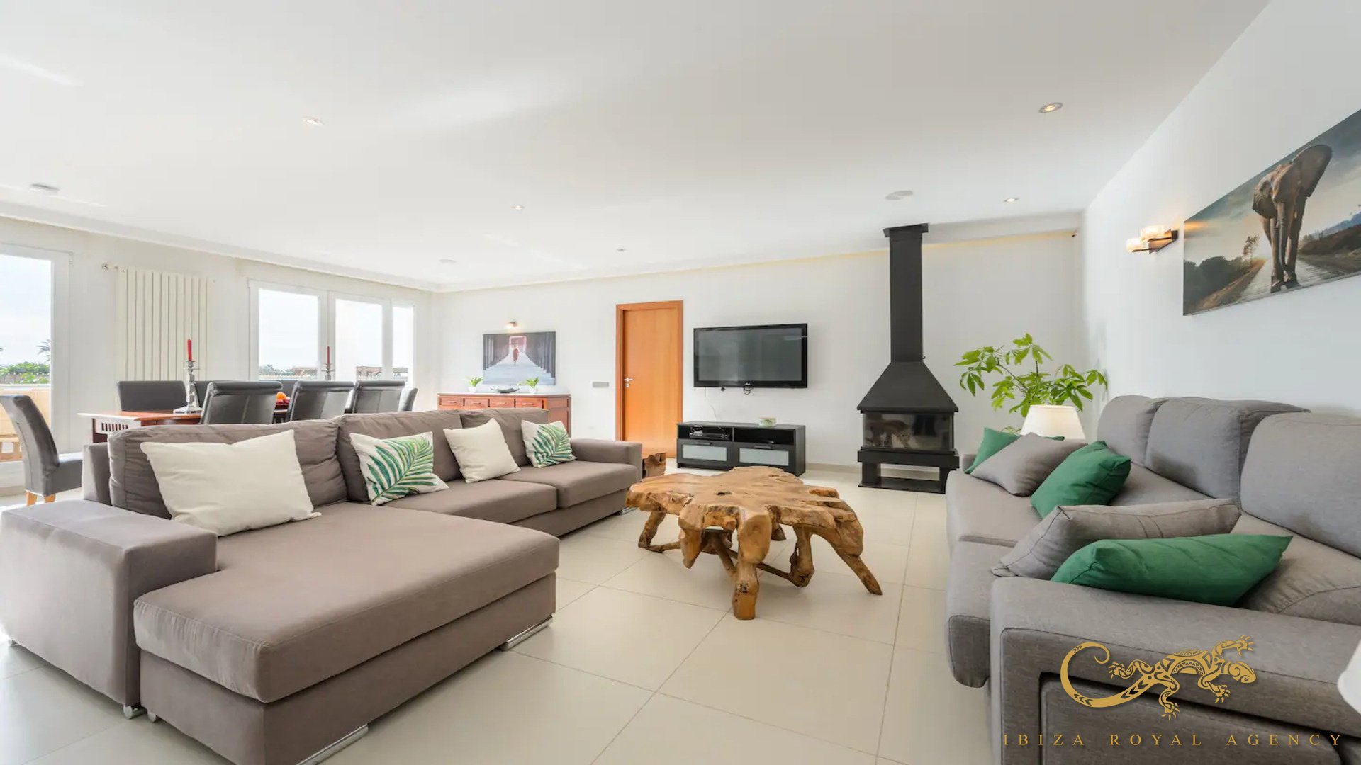 Villa in Jesus, Ibiza, Spain 5 bedrooms, 400 sq.m. No. 130024