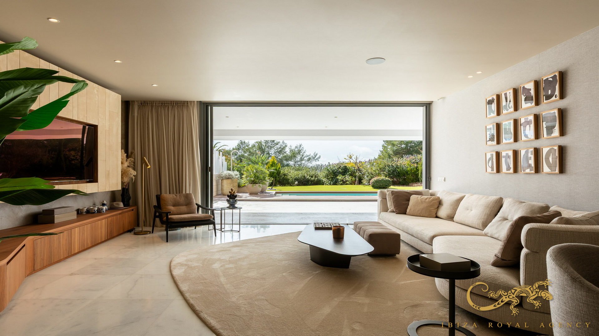 Huoneisto Cap Martinet, Ibiza, Espanja 4 makuuhuonetta, 275 m2 No. 129992