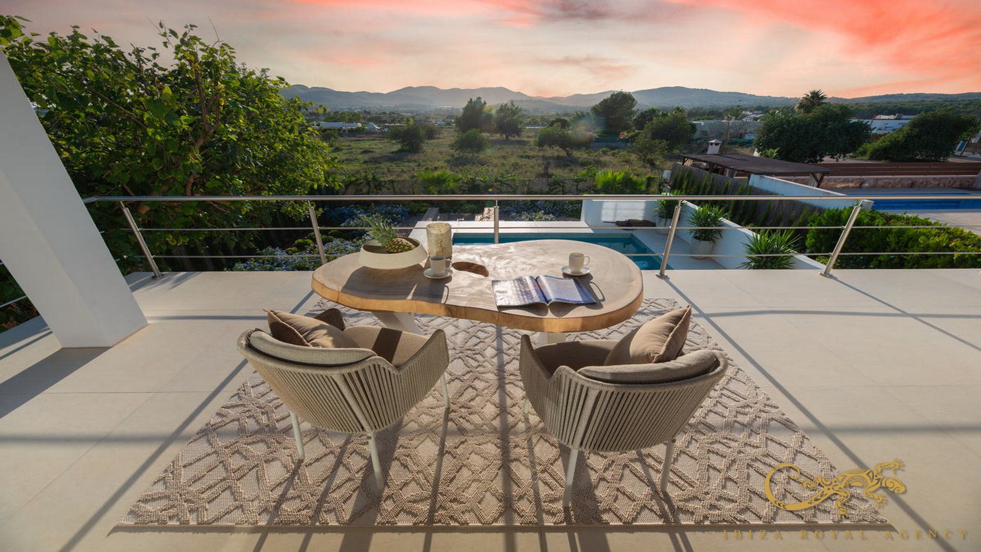 Villa à Jesus, Ibiza, Espagne 5 chambres, 370 m2 No. 130017