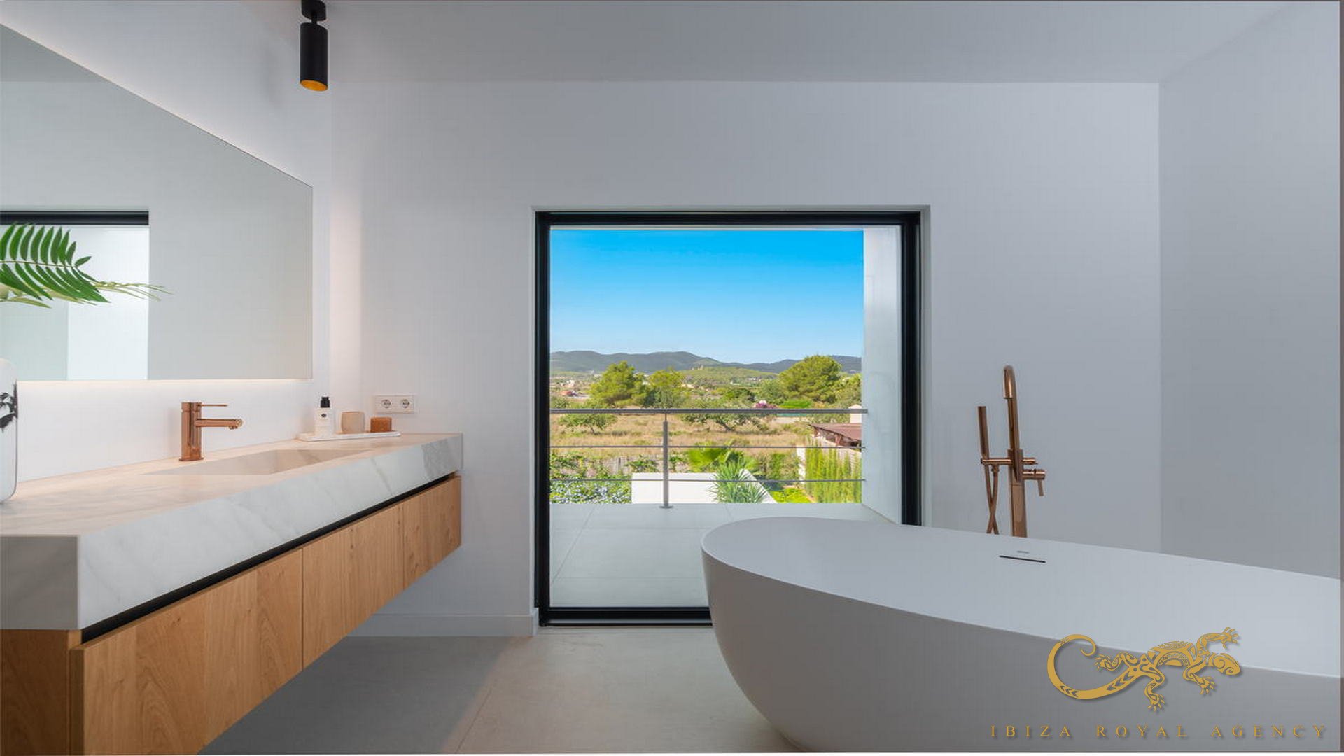 Villa à Jesus, Ibiza, Espagne 5 chambres, 370 m2 No. 130017