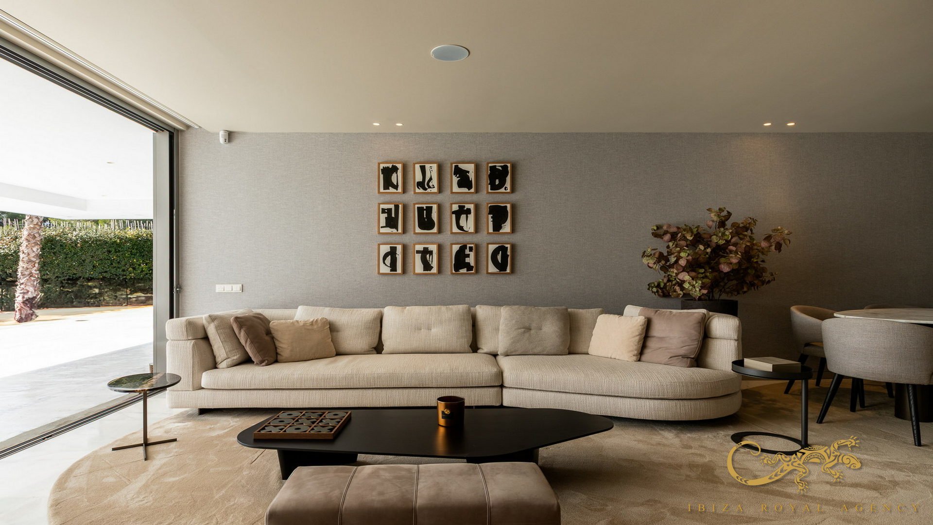 Huoneisto Cap Martinet, Ibiza, Espanja 4 makuuhuonetta, 275 m2 No. 129992