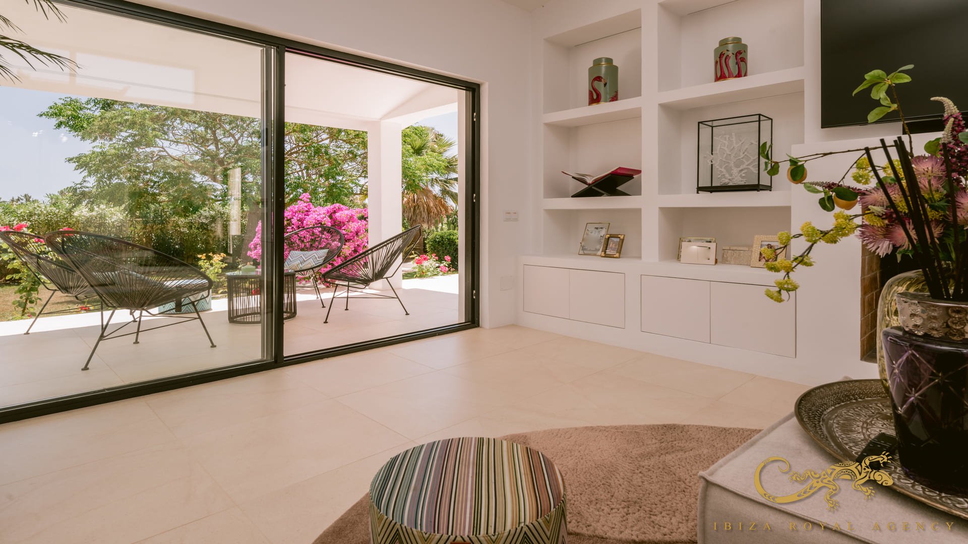 Villa en Jesus, Ibiza, España 5 dormitorios, 450 m2 No. 130012