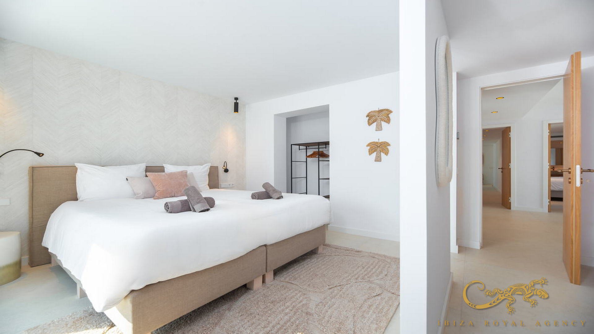 Villa à Jesus, Ibiza, Espagne 5 chambres, 370 m2 No. 130017